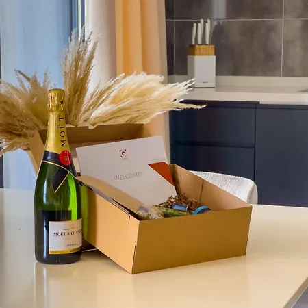 Qoople Litus Seaside View On Kleopatra شقة *