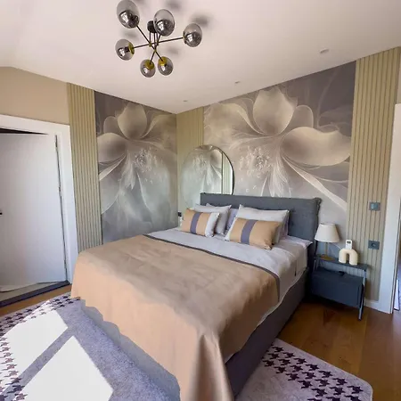 Qoople Litus Seaside View On Kleopatra *