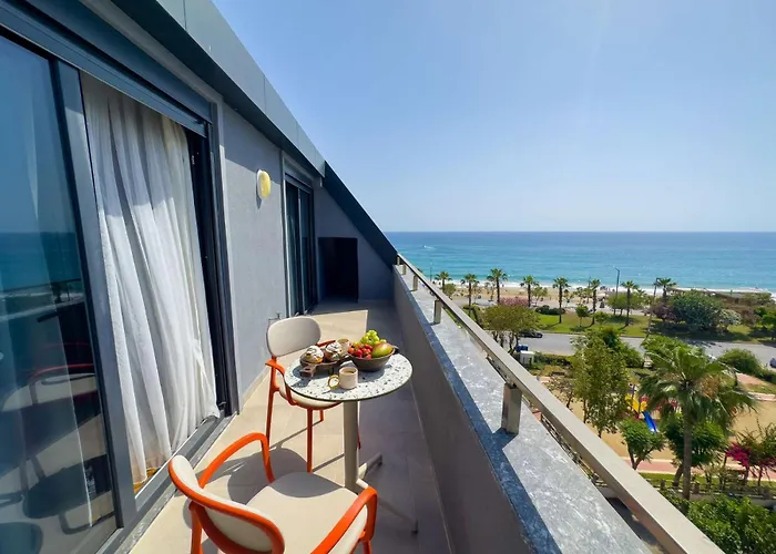 Qoople Litus Seaside View On Kleopatra * אלאניה